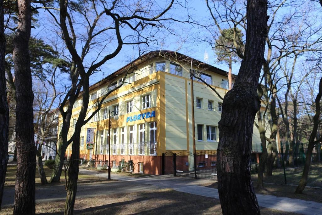 Floryda Jurata Acomodação com café da manhã Exterior foto